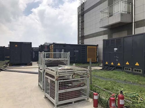 门源除了定期检查，还有哪些方法可以及时发现接触式转速表探头的磨损？
