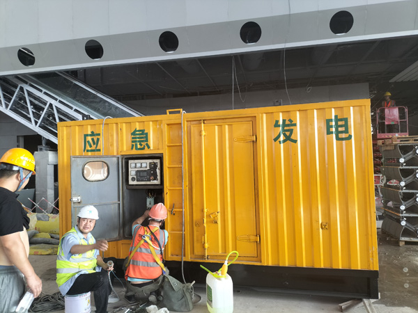 门源怎样判断空气滤清器是否需要更换？